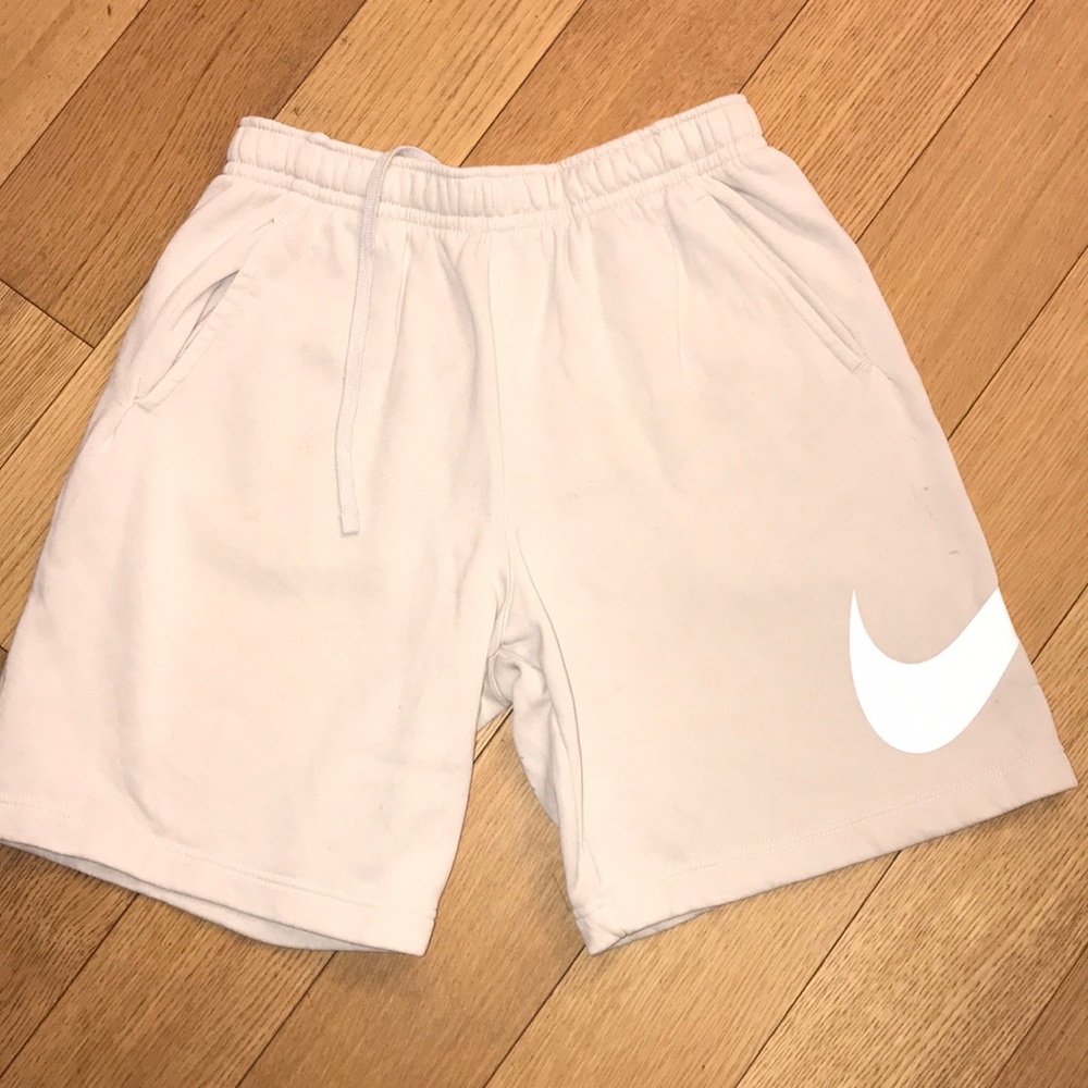 Nike tan Men’s shorts